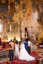Վայելուչ կեցվածք եկեղեցում