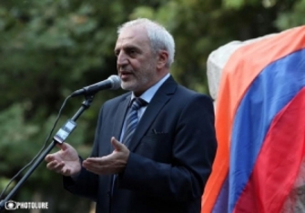 Արամ Մանուկյան. «Իմ եկեղեցին Ազատության հրապարակն է»