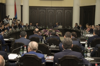 Ոչ մի 2\3, կառավարությունը արդեն գործում է ամբողջությամբ
