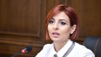 Ակնհայտ է, որ ոչ մի բանն էլ նորմալ չի. Անի Սամսոնյանը` Քաղավիացիայի կումիտեի շուրջ աղմուկի մասին