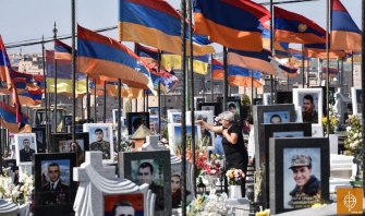 Մեր հազարավոր զոհերը իրենք կյանքը դրել են հենց նրա համար, որ մենք «չկզենք»