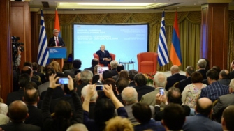 Նախագահ Սերժ Սարգսյանի հայտարարությունը Հունաստանի նախագահ Կարոլոս Պապուլիասի հետ բանակցությունների արդյունքների վերաբերյալ