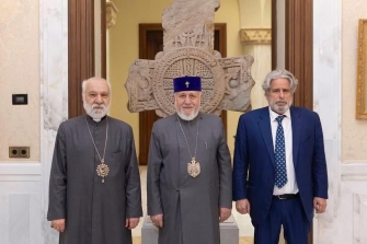 Ամենայն Հայոց Կաթողիկոսն ընդունեց Ռոբերտ Ամստերդամին