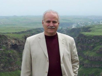 Վաչագան Ա. ՍԱՐԳՍՅԱՆ. Միա՜ու- միա՜ու