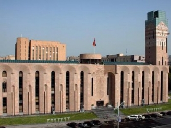 Տարոն Մարգարյան. Գայանե Սողոմոնյանը դեռ չի հեռացել մեր թիմից 