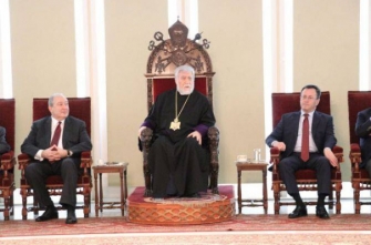 Արամ Ա Վեհափառ Հայրապետը ողջունում է ՀՀ Նախագահի պաշտոնում Արմեն Սարգսյանի թեկնածությունը
