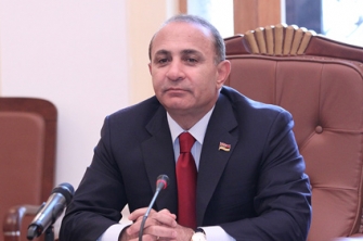 Հովիկ Աբրահամյան. «Թող սպասեն, ես կասեմ»