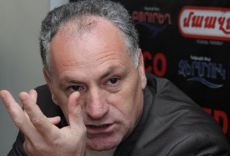 Արծրուն ՊԵՊԱՆՅԱՆ. Անկու՞մ, թե՞ Վերելք
