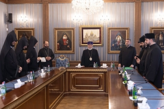 Ամենայն Հայոց Կաթողիկոսն ընդունեց քառասնօրյա պատրաստության շրջանն անցած նորաօծ քահանաներին