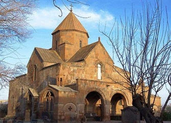 Էջմիածնի Ս. Գայանե եկեղեցում այսօր մի քանի հարսանիք է եղել