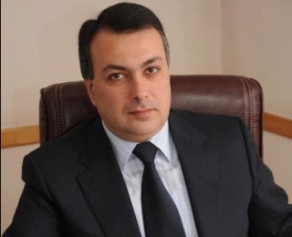 Արմեն Ամիրյանը կուսակցական չի դառնա