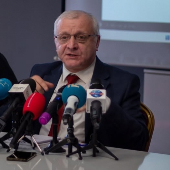 Իշխանությունն՝ ընդդեմ սահմանադրական կարգի