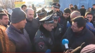 Եղվարդի ծննդատան հարցով բողոքի ակցիան շարունակվում է