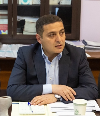 Չի կարելի թույլ տալ, որ մեր էս մի բուռ երկիրն էլ Ուկրաինա դառնա