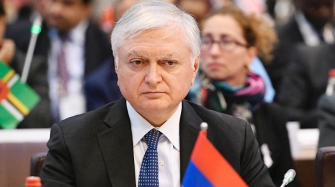 Նալբանդյանը Փարիզում է