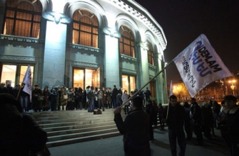 Ամեն ինչ սկսվում է օպերայից