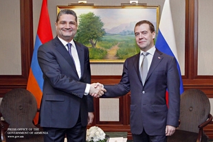 Դմիտրի Մեդվեդևը շնորհավորել է Տիգրան Սարգսյանին