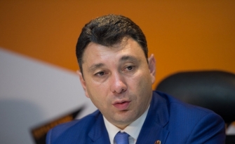 Երկու անհեթեթություն և մեկ կոալիցիա