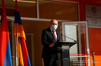 Նիկոլ Փաշինյան. Քայլեք հպարտ` գիտելիքի, կրթության, ուսման ճանապարհով և դրեք ձեր առաջ բարձր նշաձողեր