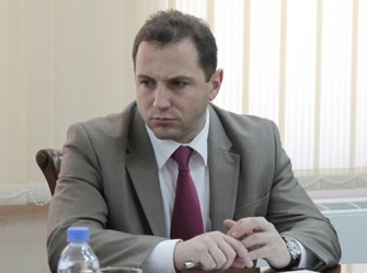 Լավ է ուշ, քան երբեք