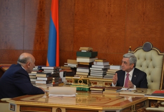 Նախագահ Սերժ Սարգսյանին նախարարության օրակարգային առաջնահերթությունների մասին է զեկուցել նախարար Դավիթ Լոքյանը
