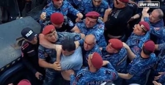 Սառույցը կոտրվել է