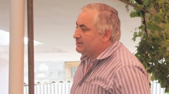Իր և իր ընտանիքի անվտանգ ապագայի խնդիրը լուծում է՝  ի վնաս Հայաստանի ապագայի