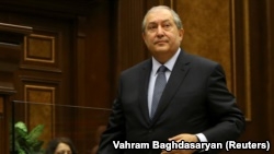 Արմեն Սարգսյանի երդմնակալությանն օտար պետությունների ղեկավարներ չեն հրավիրվել