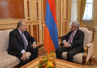 Հանրապետության Նախագահը հանդիպում է ունեցել ՀՀԿ-ի կողմից նախագահի թեկնածու առաջադրված Արմեն Սարգսյանի հետ