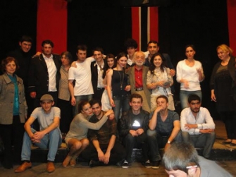 «Բեմադրությունն արված է գրագետ և սիրով»