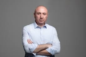 Նիկոլի հետ չի կարելի մատաղ ուտելու գնալ և բան պայմանավորվել