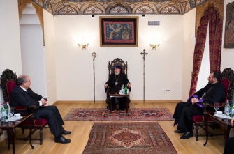 Նախագահի թեկնածու Արմեն Սարգսյանը ստացավ Ամենայն Հայոց կաթողիկոսի  օրհնությունը