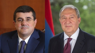 Արմեն Սարգսյանը հեռախոսել է Արայիկ Հարությունյանի հետ