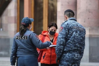 Հնարավոր է՝ տնից դուրս գալիս դիմակ կրելը դառնա պարտադիր