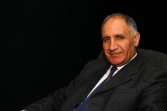 «Մի՛ զբաղվեք անհայրենիք արվեստով, ոչ մեկին դա պետք չէ»