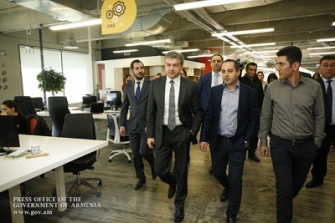 Կարեն Կարապետյանը ծանոթացել է հայկական PicsArt-ի ծրագրերին