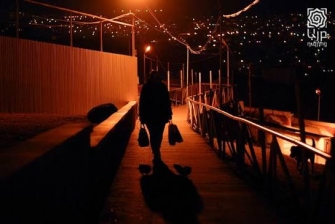 Գնամ իմ տան լույսերն էլ վառեմ, թող միանան քաղաքի լույսերին