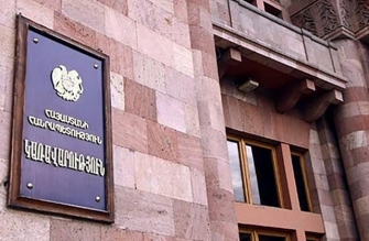 Նա­խա­րա­րու­թյուն­նե­րում չեն կող­մո­նո­րոշ­վում՝ ում, ինչ­պես և ինչ­քան պարգևատ­րեն