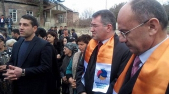 Քարոզարշավ. օր վեցերորդ. քաղաքական ճահիճ