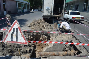 Շինարարների փողոցում ջրամիացում է