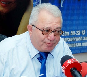 Հրաչ ԲԵՐԲԵՐՅԱՆ. «Գյուղացու թալան է գնում» 