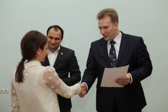 Երիտասարդ ՀՀԿ-ականները կատարելագործում են օտար լեզուների իրենց իմացությունը
