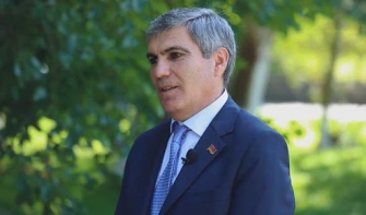 Արամ Սարգսյան. «Տոնդ շնորհավոր, Սահմանադրություն ջան»