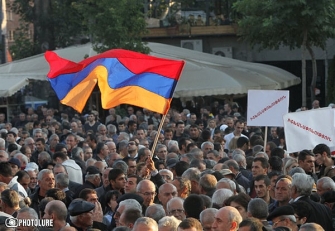 Իշխանափոխության մասին