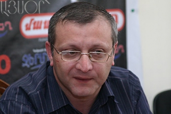Եռյակը մեռավ, կեցցե՜ եռյակը