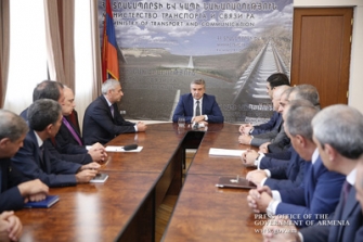 Վարչապետը նախարարությունների աշխատակազմերին է ներկայացրել նորանշանակ նախարարներին