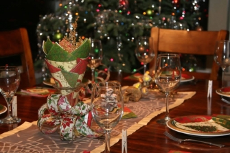 Ծնվում ես աղմուկի, գունավոր լույսերի, հրավառության մեջ
