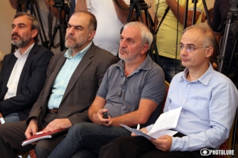 Հայաստանի  «անպտուղ» ընդդիմությունը 