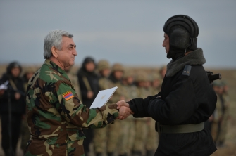 Նախագահը համագործակցության շրջանակում Արցախում դիտել է ՊԲ զորավարժությունները