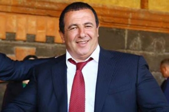 Կլինեն Ծառուկյանի հետ